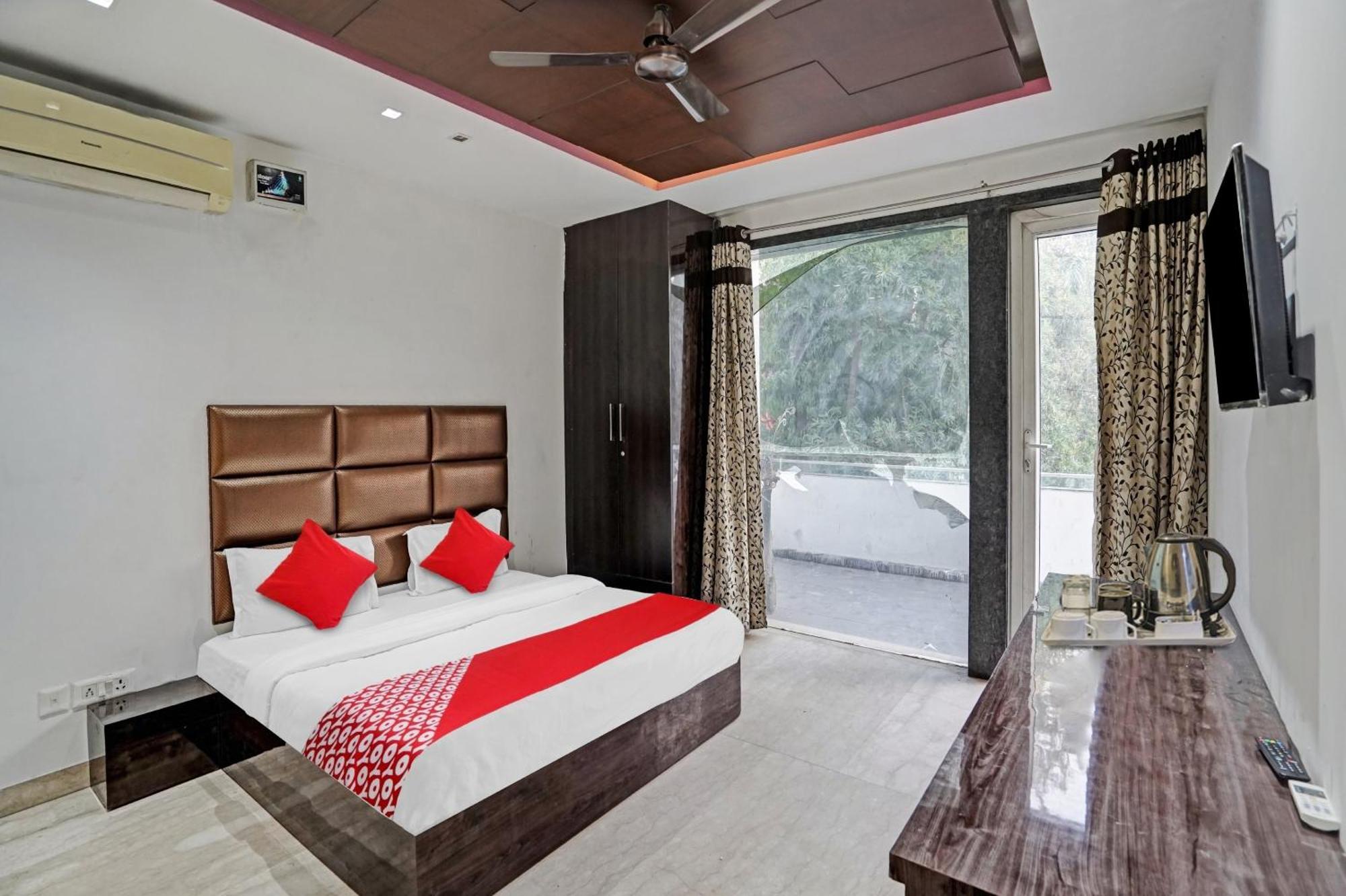 Hotel O South Galaxy Neu-Delhi Exterior foto